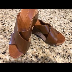 Chocolat Blu brown tan wedge size 7 *like new*